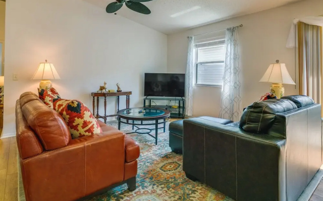 Home w/ Pool + Pickleball Access in The Villages!