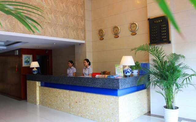 Yueyang Dongfanghong Rica Hotel