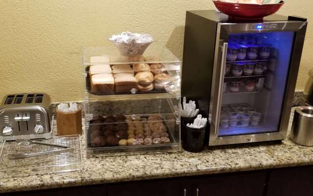 Ramada by Wyndham Houston Intercontinental Airport East
