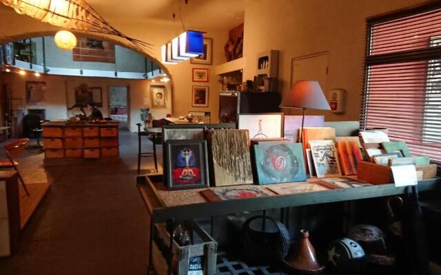 Appartement dans un atelier d'artiste