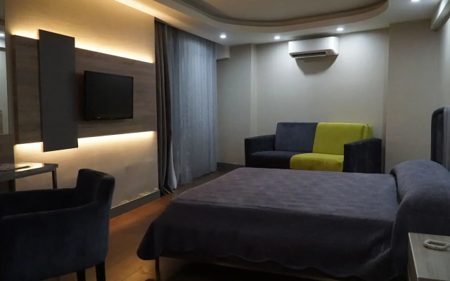 Marla Hotel