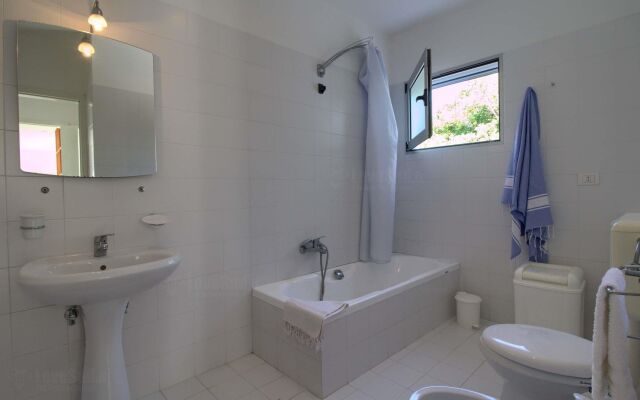 La Macchia Lovely House in the Park