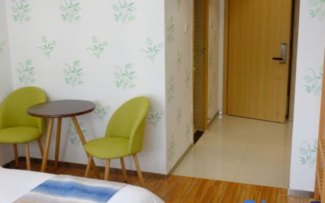 YOU Yuyu Internet Apartment (Foshan Sanshui New Power Plaza)