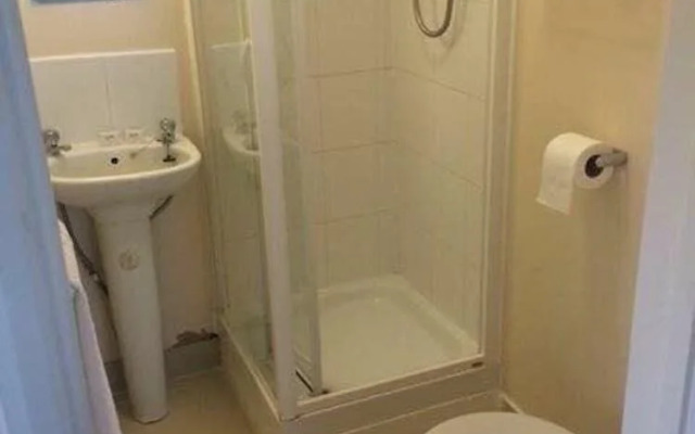 The Greenwich Rooms - Burger & Bird Bar & Restaurant