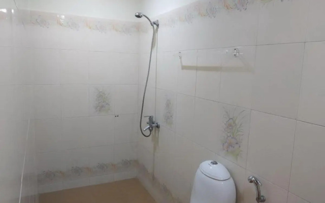 Hotel Thushara