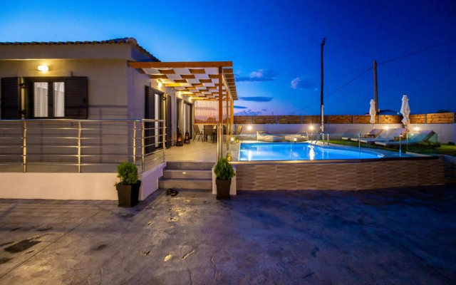 Aurelia Villa