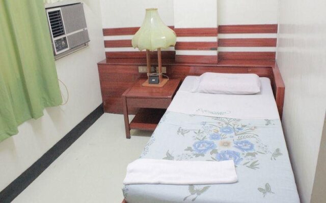 Evergreen Hotel