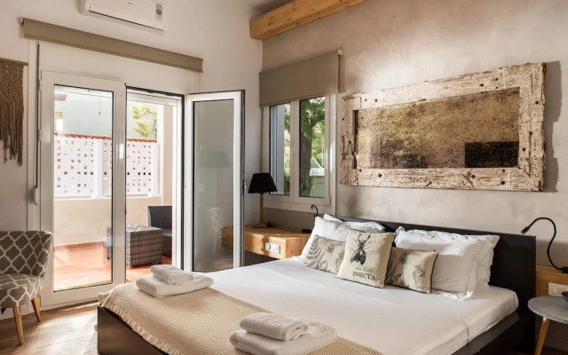 Domus Aqua, Member of Domus Elegance Collection