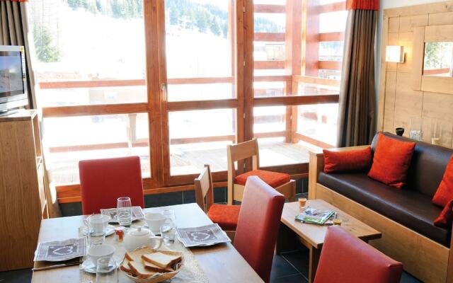Modern apartment in the child-friendly ski village Arc 1600