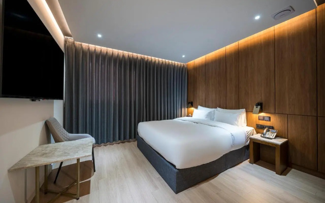 Brown Dot Hotel Pyeonghwa plaza