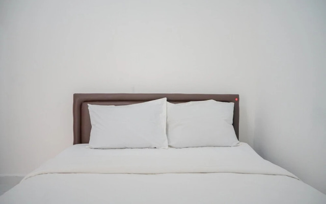 Cozy and Contemporary Studio Apartment at Aeropolis Residence