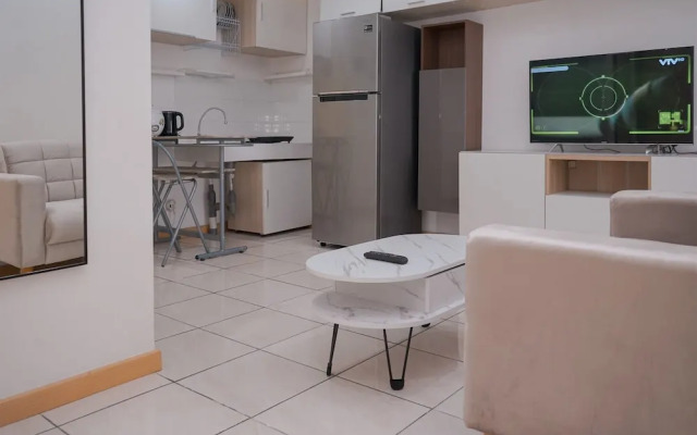 Spacious and Nice 3BR Apartment at M-Town Residence