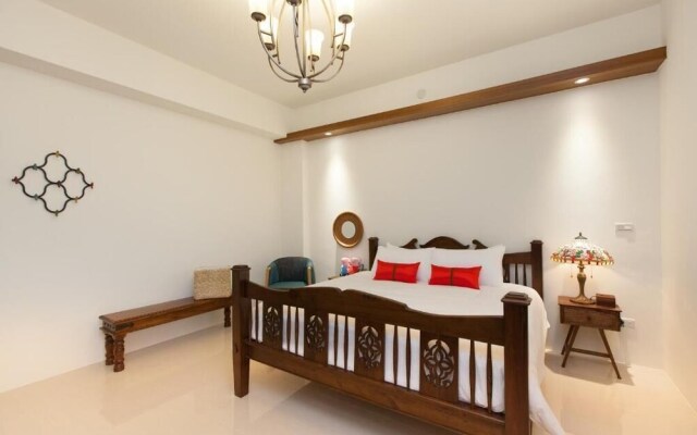 Professor's House 2198