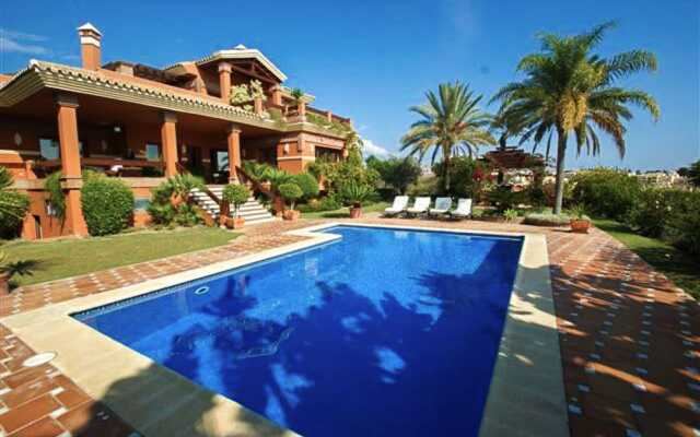 OleHolidays Villa Marques junto a Golf y Hotel Villa Padierna