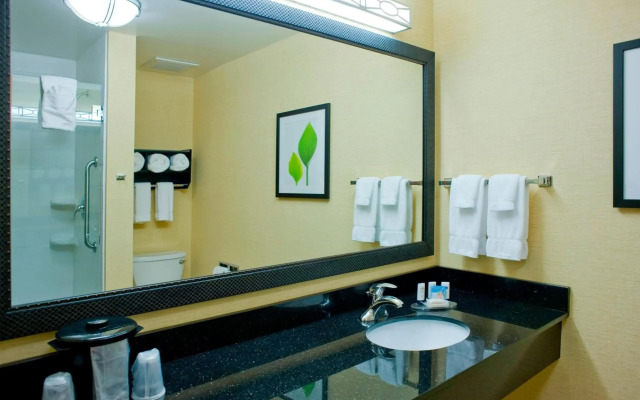 Fairfield Inn & Suites Columbus