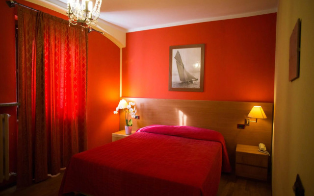 Sayanora Hotel & Park