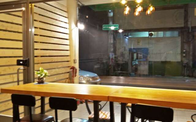 B Puli Backpacker Hostel