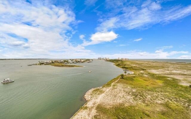 Crd0608 2 Bedroom Condo