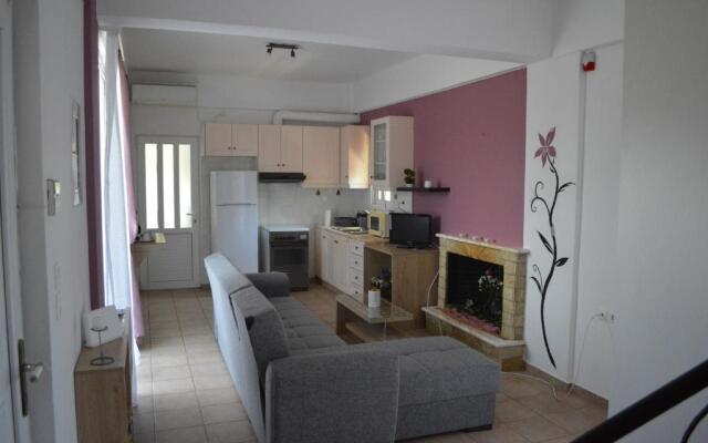 Serenity House Aigio Dimitropoulos