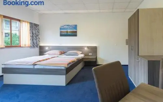 Apartment Center