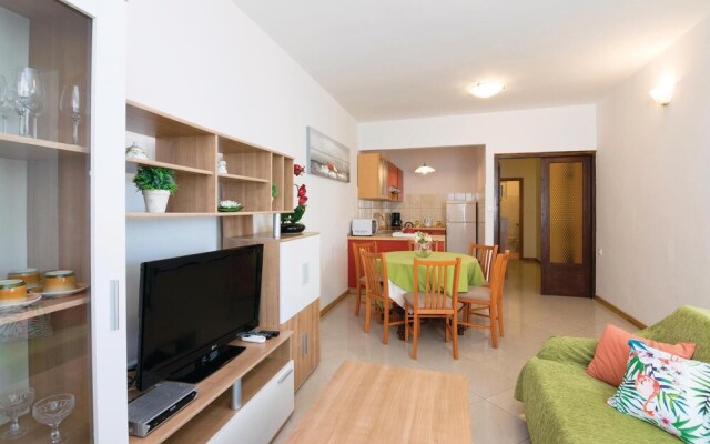 Nice Home in Kozino With 6 Bedrooms and Wifi