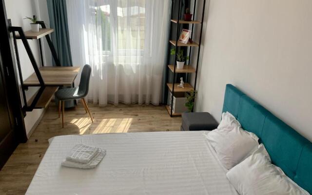 Nosen Asime Apartment