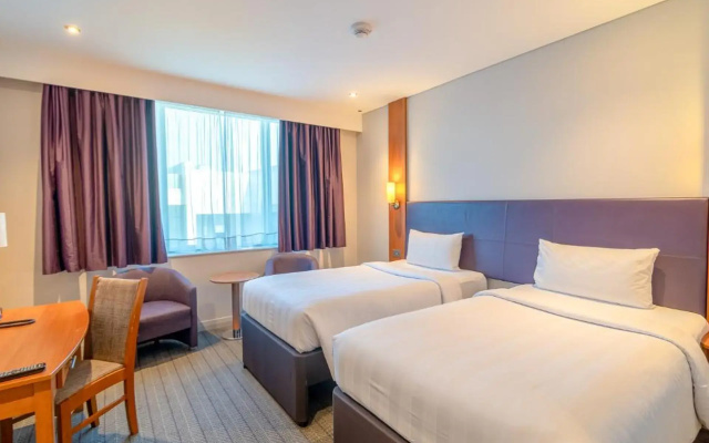Premier Inn Abu Dhabi Airport (Business Park)