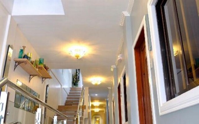 Blue Waters Inn Coron