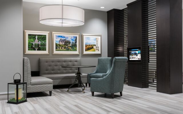 Hilton Garden Inn Asheville Downtown