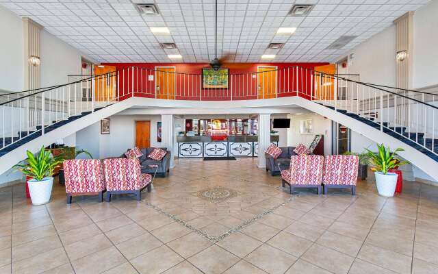 Ramada by Wyndham Bowling Green