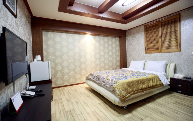 Galleria Hotel
