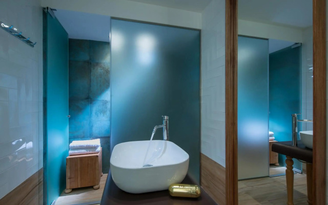 Anesis Blue Boutique Hotel