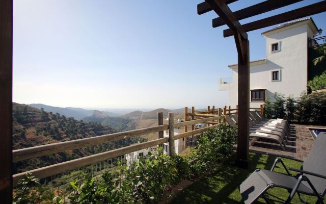 Villa Benahavis Hills Country Club & Spa