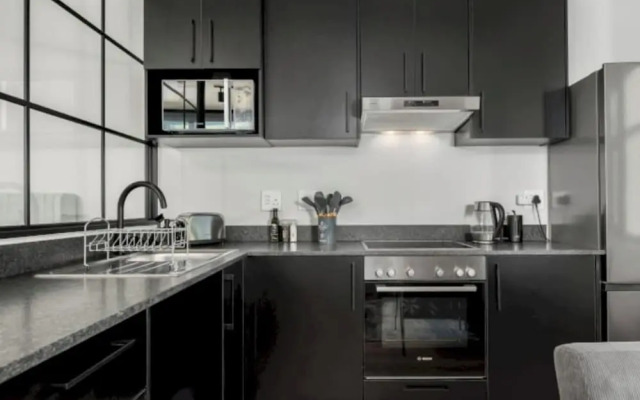 Stylish City Apartment