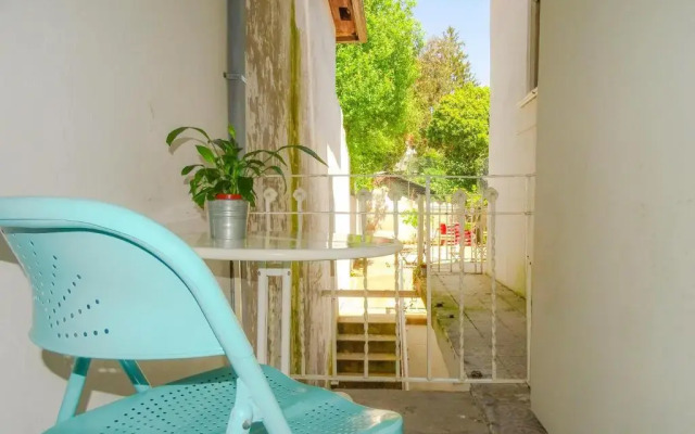 O2 Hostel