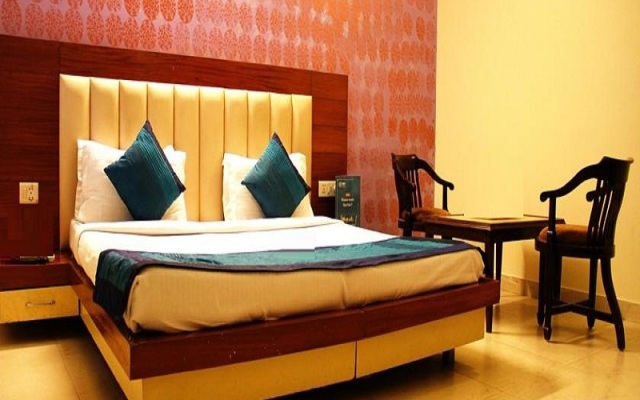 Modesty Hotel