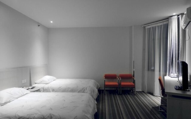Motel168 Xuzhou Railway Station Branch