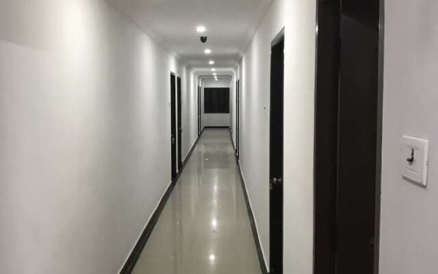 Rich Inn Mount Road - Near Spencer Plaza