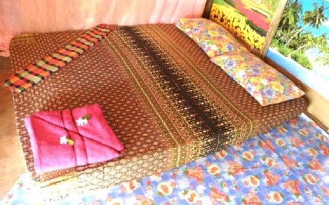 Flower Bungalow