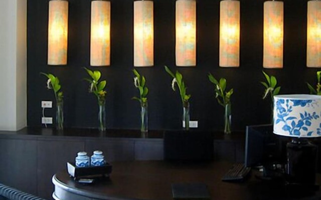 296 The Radtanaiya Residence