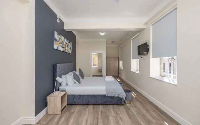 Cape Legacy - Bright Studio Suite