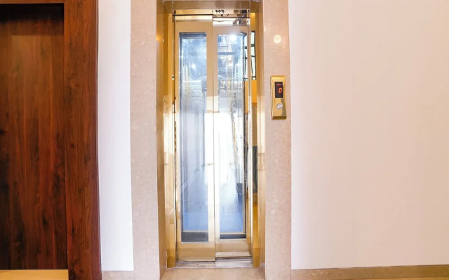 Fabhotel Sunshine Residency