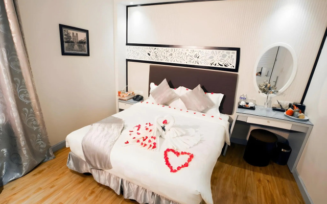 Riverside Boutique Hotel – Guest Rooms – Hanoi