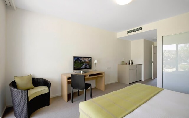 Magenta Studio Room