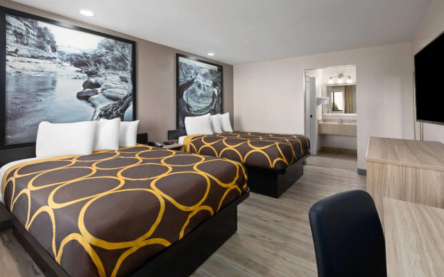 Super 8 by Wyndham Tucson/Grant Road Area AZ