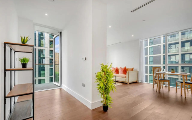 Maine Tower at Canary Wharf by MySquare