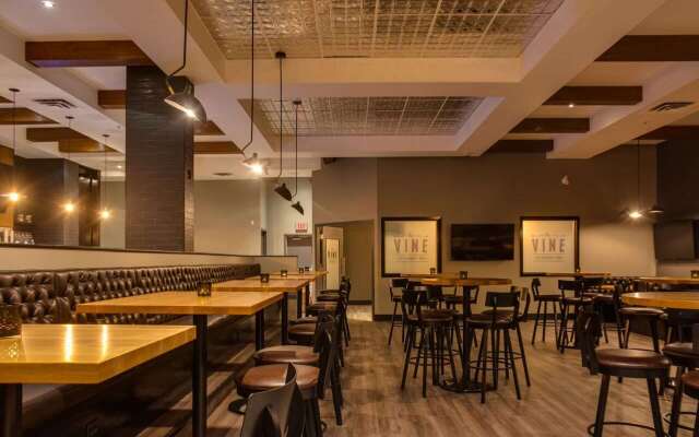 Peavine Inn And Suites High Prairie