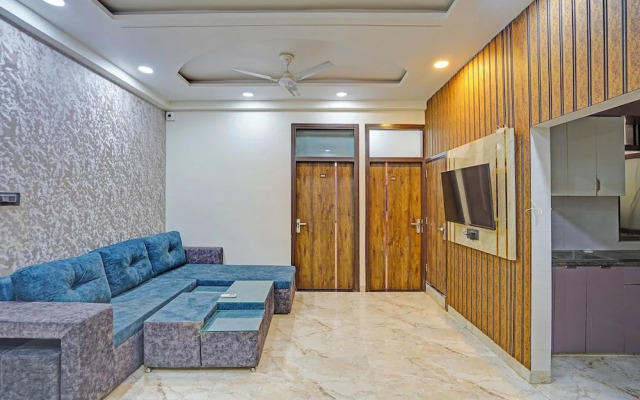 Fabhotel Shubh Palace