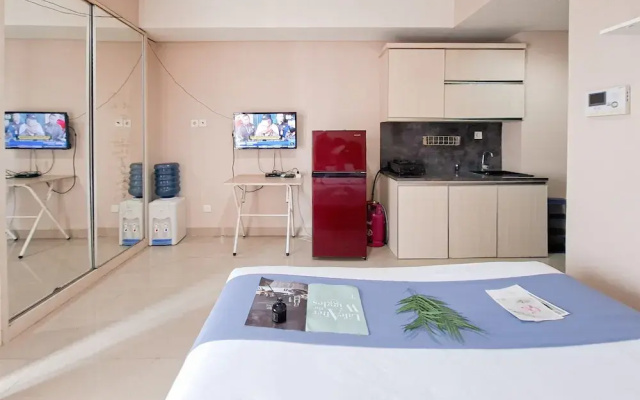 Nice And Elegant Studio At Paramount Skyline Apartment