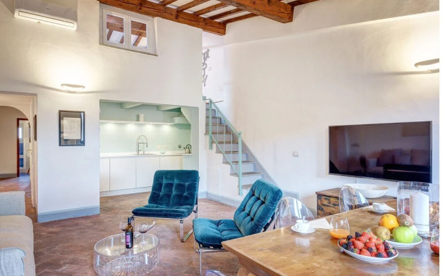 Ginevra Apartment by Firenze Prestige